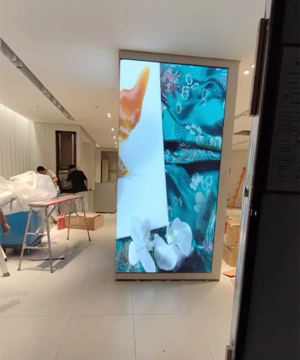 莲池商场门店转角LED显示屏